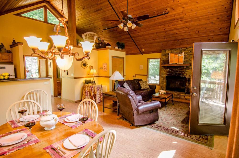 Asheville Cabins Of Willow Winds Luaran gambar
