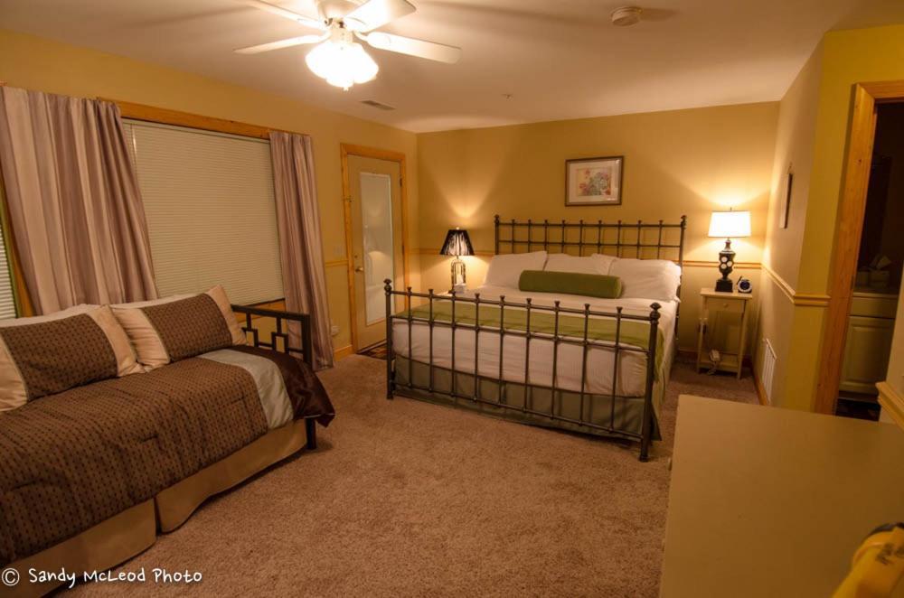 Asheville Cabins Of Willow Winds Luaran gambar
