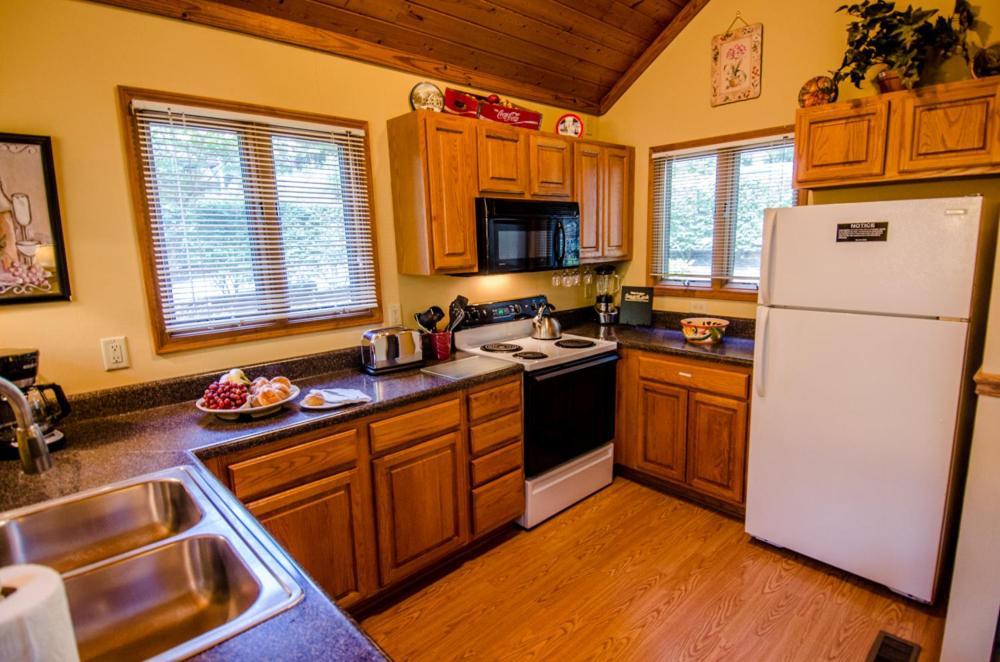 Asheville Cabins Of Willow Winds Luaran gambar